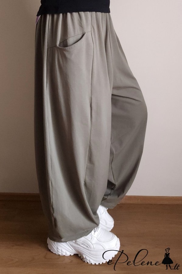 Aladino stiliaus trikotažinės kelnės